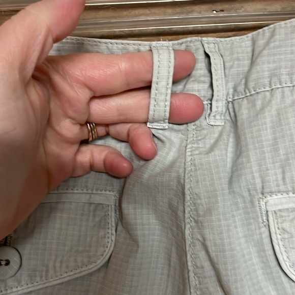 J. Crew size 10 Mid-rise Favorite Fit 100% Cotton Gray Cargo Pants with Pockets - Picture 10 of 15